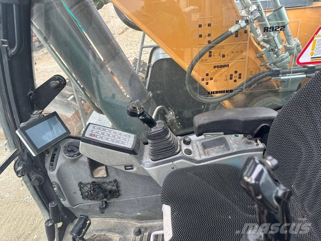 Liebherr R 922 Гусеничные экскаваторы