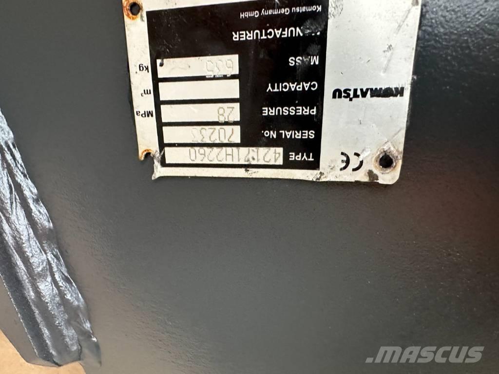 Komatsu WA 475-10E0 Квик-каплеры
