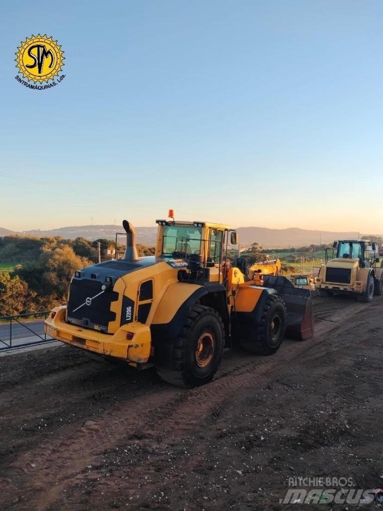 Volvo L 220 G Фронтальные погрузчики