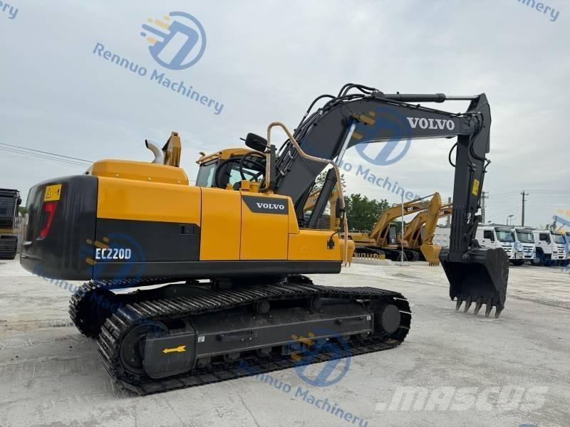 Volvo EC 220 D Гусеничные экскаваторы