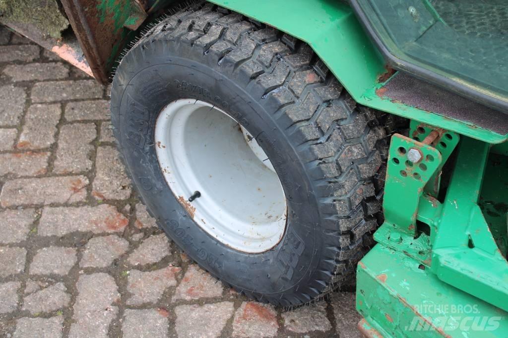 Ransomes Terrax Самоходные газонокосилки