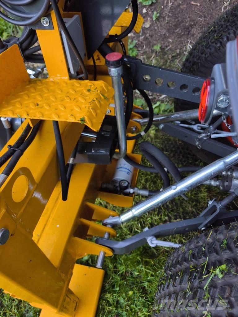 Kubota L1-382 HST Трактора