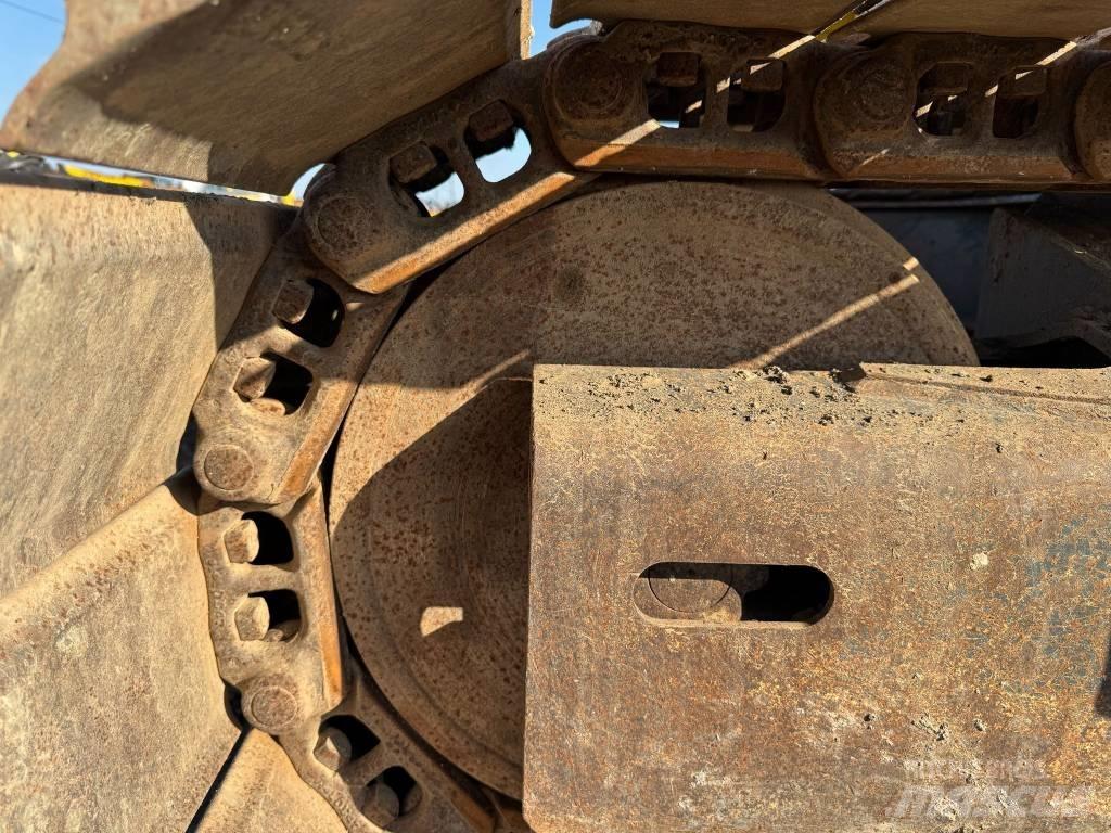 Komatsu PC 138 Гусеничные экскаваторы