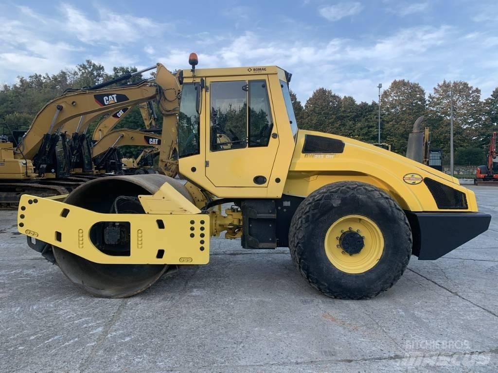 Bomag BW 213 D H-4 Грунтовые катки