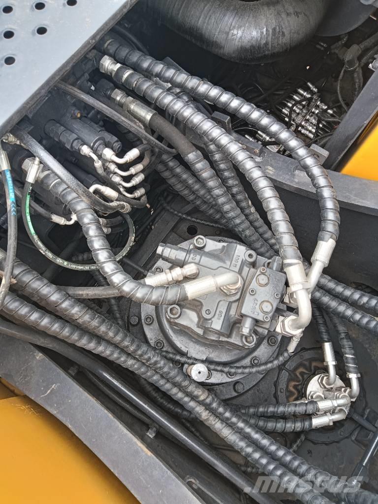 Volvo EC 240 Гусеничные экскаваторы