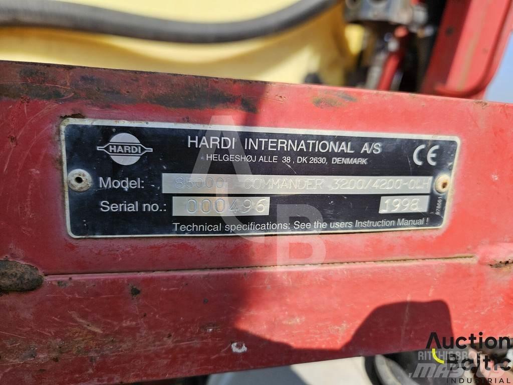 Hardi Commander Прицепные опрыскиватели