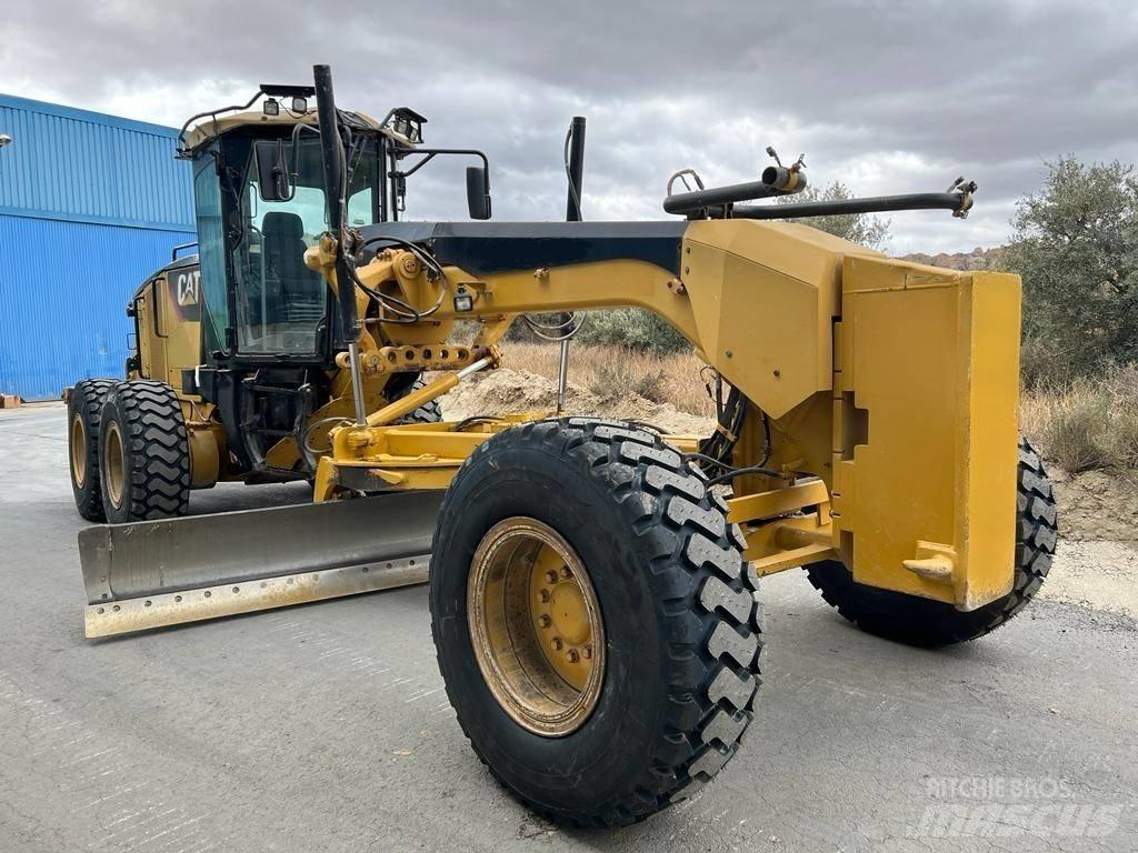 CAT 140 M Грейдеры