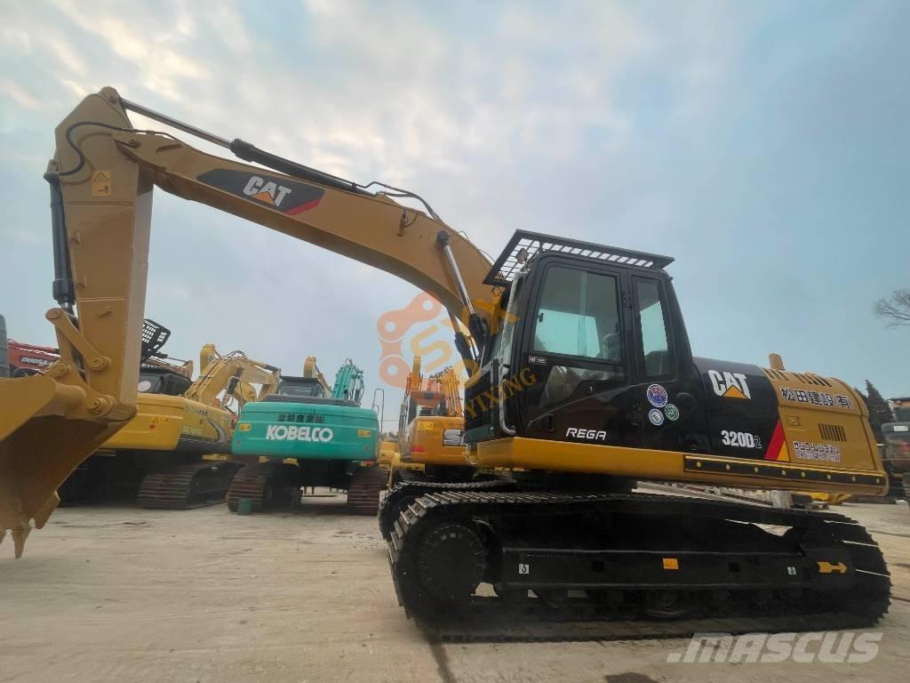 CAT CAT320 D2 Гусеничные экскаваторы