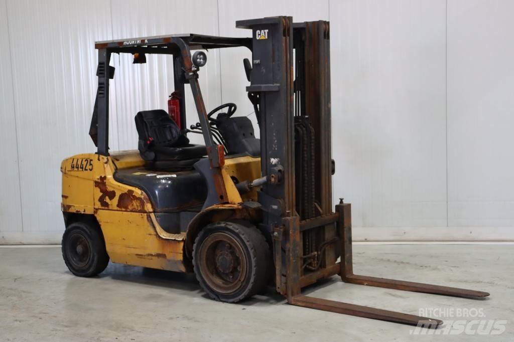CAT DP30NT Дизельные погрузчики