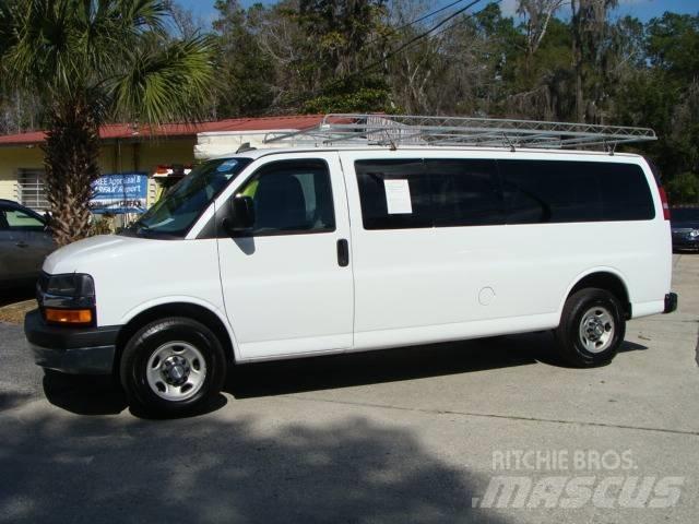 Chevrolet G3500 Изотермический фургон