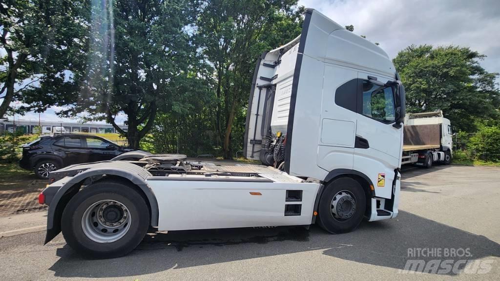 Iveco Saway 530 Седельные тягачи