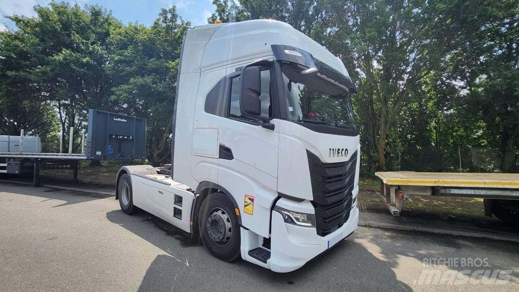 Iveco Saway 530 Седельные тягачи
