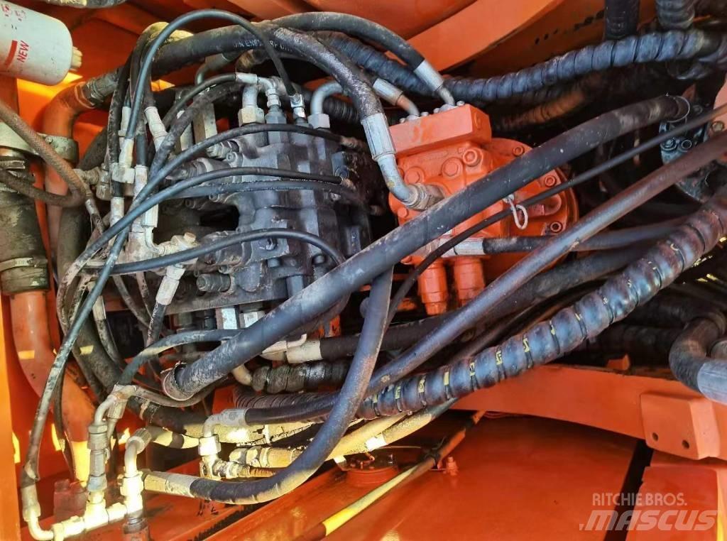 Doosan 150 W-7 Колёсные экскаваторы