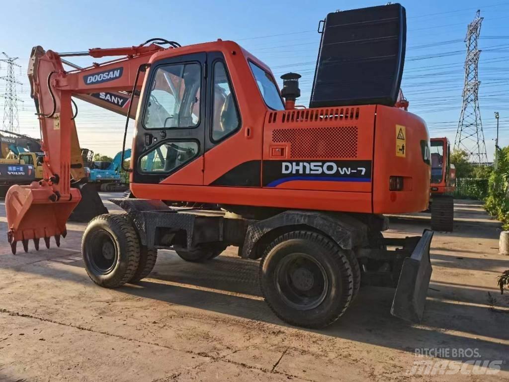 Doosan 150 W-7 Колёсные экскаваторы