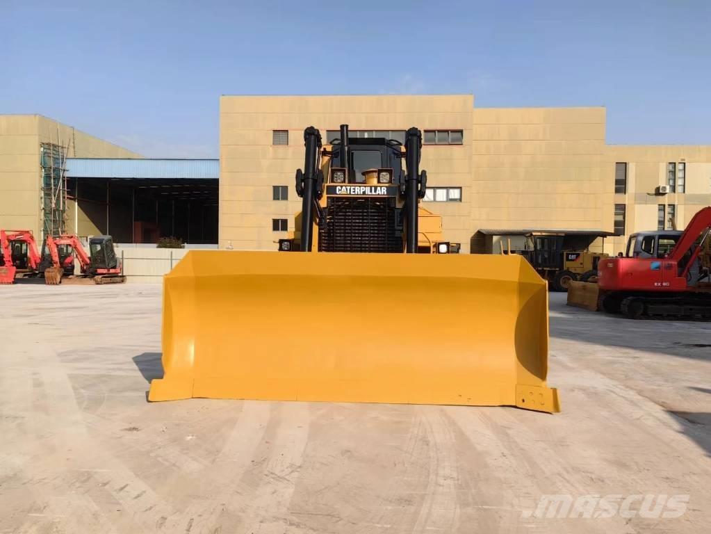CAT D8R Гусеничные бульдозеры