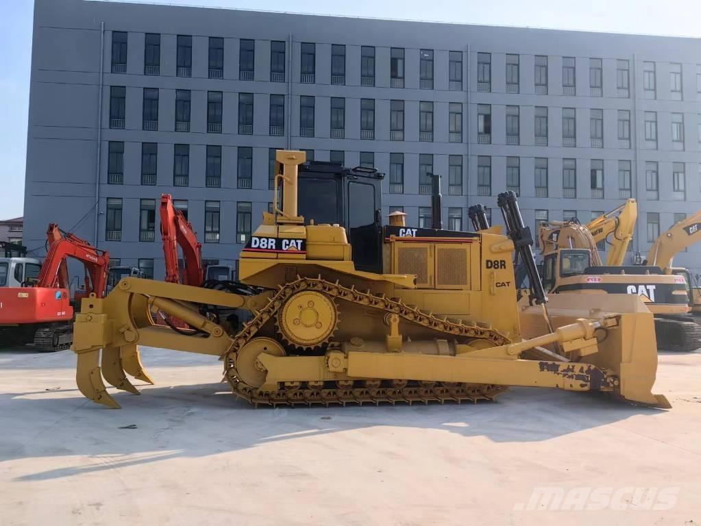CAT D8R Гусеничные бульдозеры