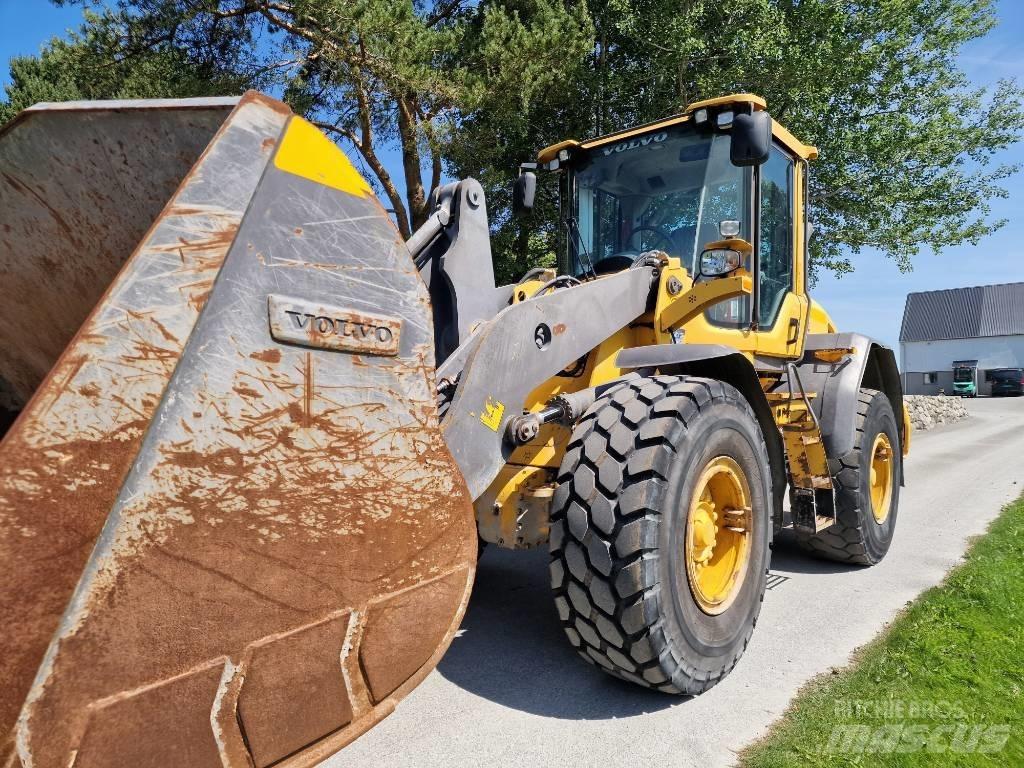Volvo L 70 G Фронтальные погрузчики