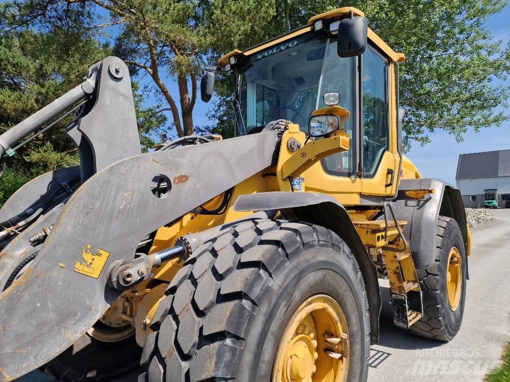 Volvo L 70 G Фронтальные погрузчики
