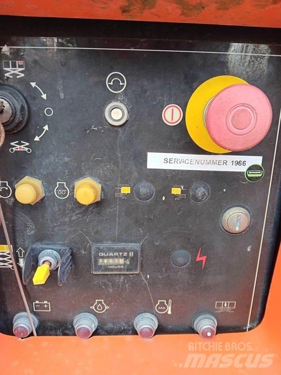 JLG 3394RT Ножничные подъемники