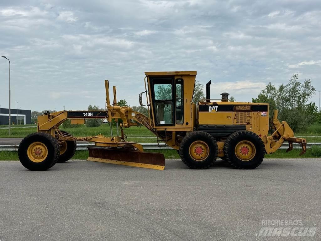 CAT 140H Грейдеры