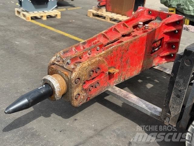 Socomec WAGA 1340 KG Гидромолоты