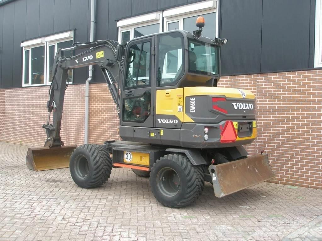 Volvo EW60E Мини-экскаваторы