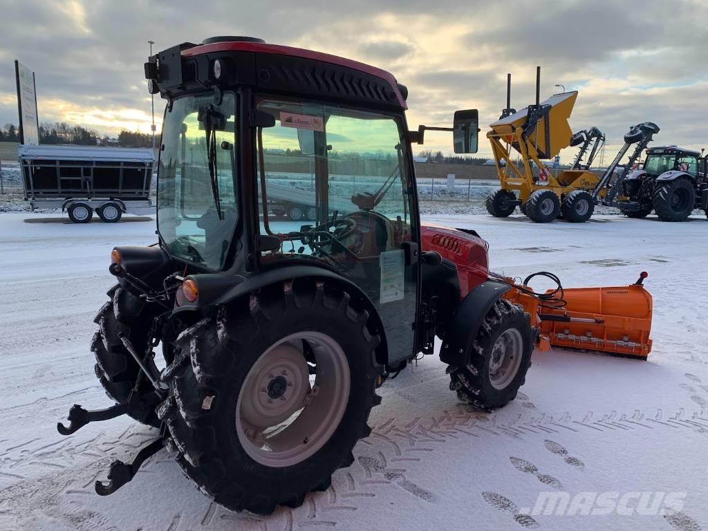 McCormick X 2.055 Трактора