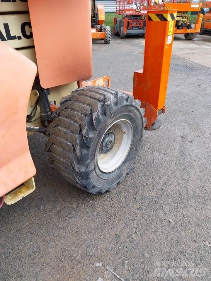 JLG 4394RT Ножничные подъемники