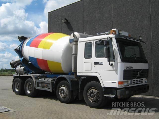 Volvo FL 12 Автобетоносмесители