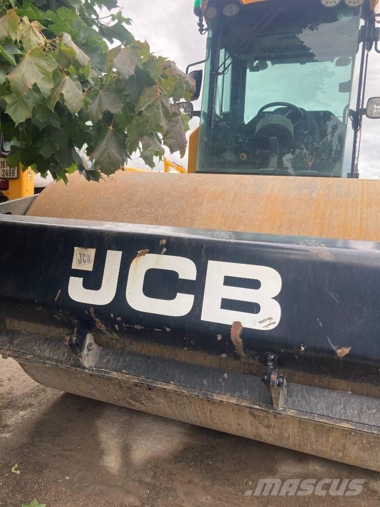JCB VM137 2015 Грунтовые катки