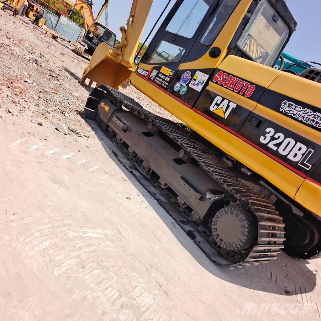 CAT 320BL Гусеничные экскаваторы