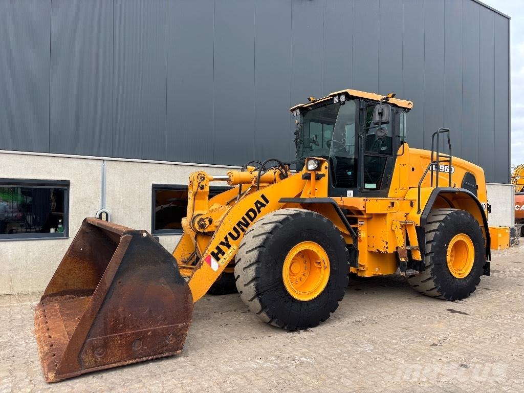 Hyundai HL 960 - 955 Фронтальные погрузчики