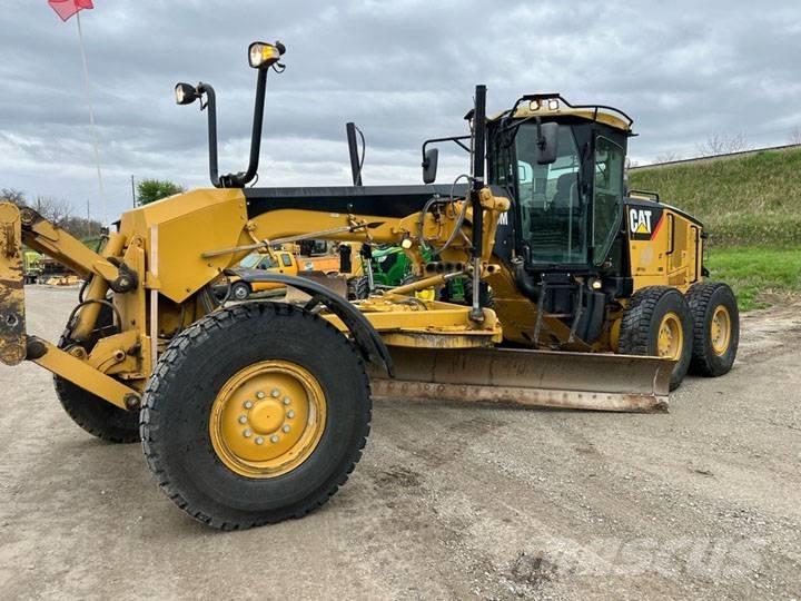CAT 140 M Грейдеры