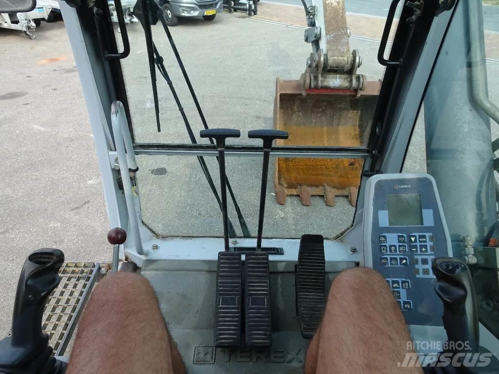 Terex TC260LC Гусеничные экскаваторы