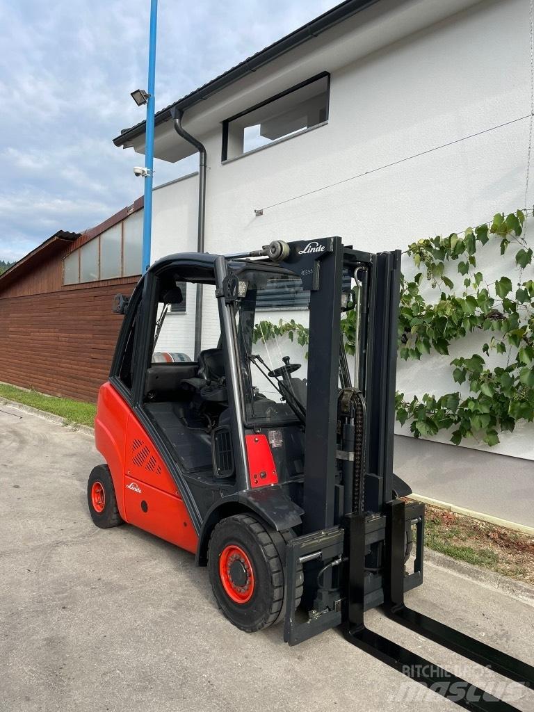 Linde H 30 T Газовые погрузчики
