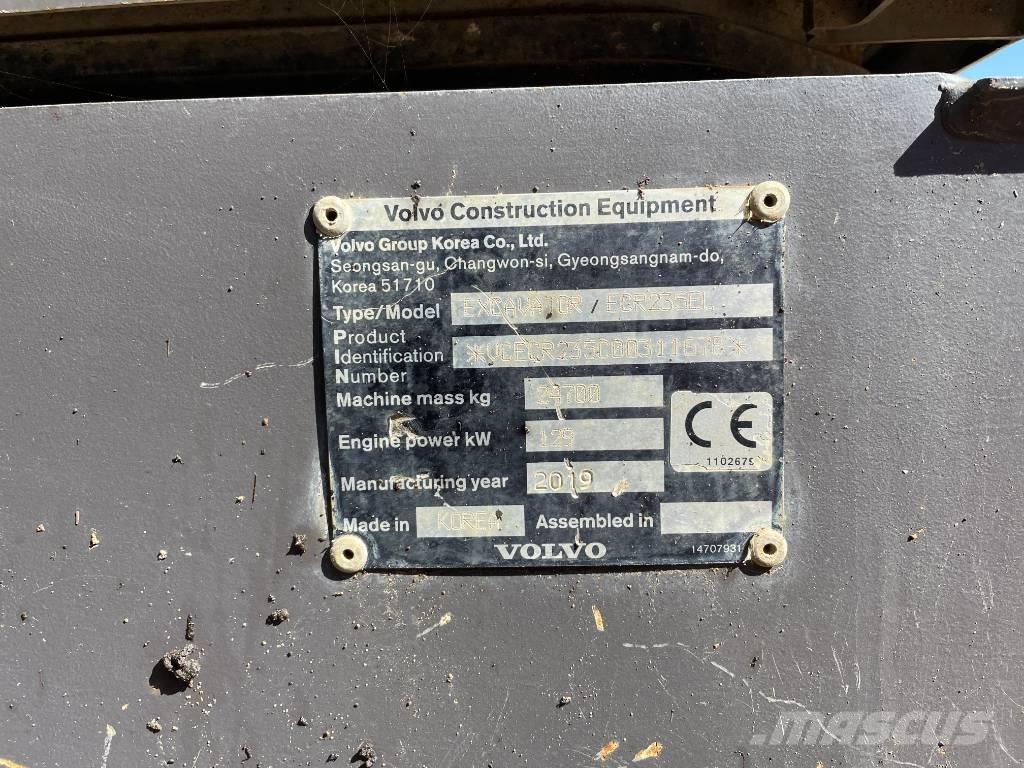 Volvo ECR 235 Гусеничные экскаваторы