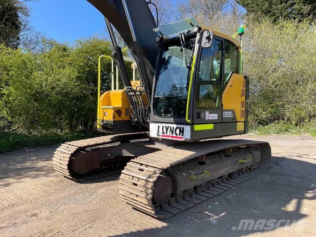 Volvo ECR 235 Гусеничные экскаваторы