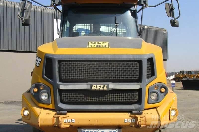 Bell B20E 6X4 Шарнирно-сочленённые самосвалы