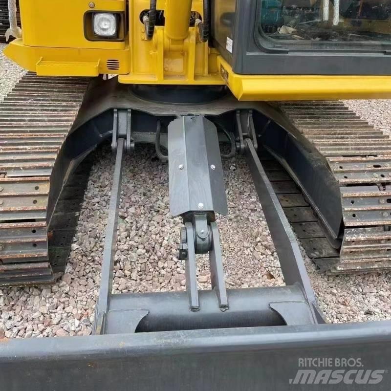 Komatsu PC70 Гусеничные экскаваторы