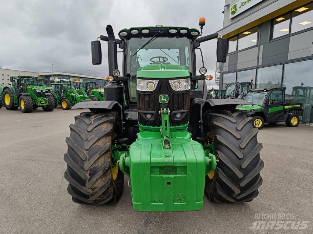 John Deere 6215 R Трактора