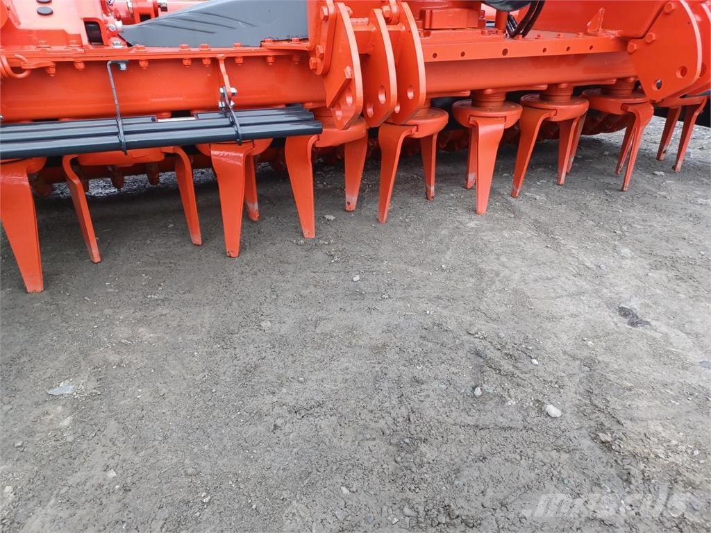Kuhn HR 3020 Почвеные фрезы