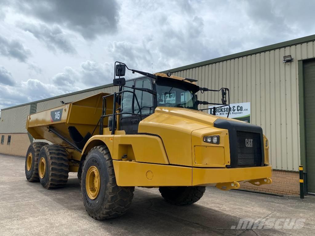CAT 745 C Шарнирно-сочленённые самосвалы