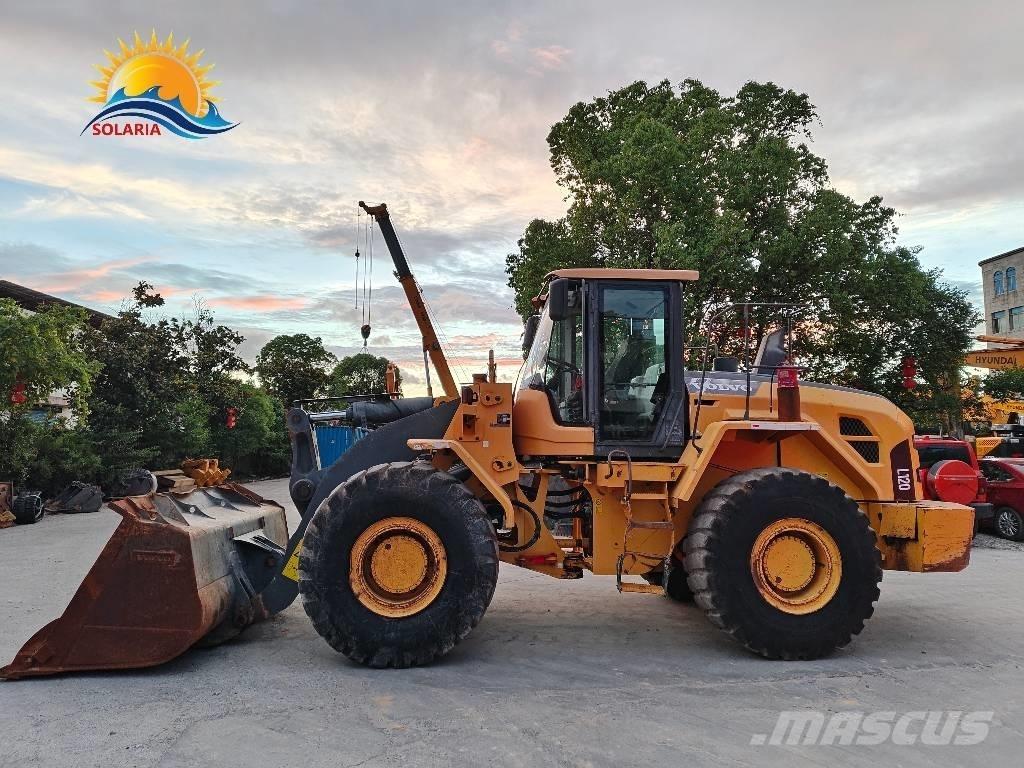 Volvo L 120 Фронтальные погрузчики