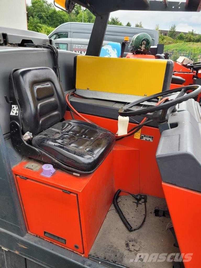 Hako 1500 B Комбинированные скрубберы
