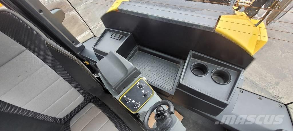 Bomag BW 174 AP-5 AM Катки тротуарные