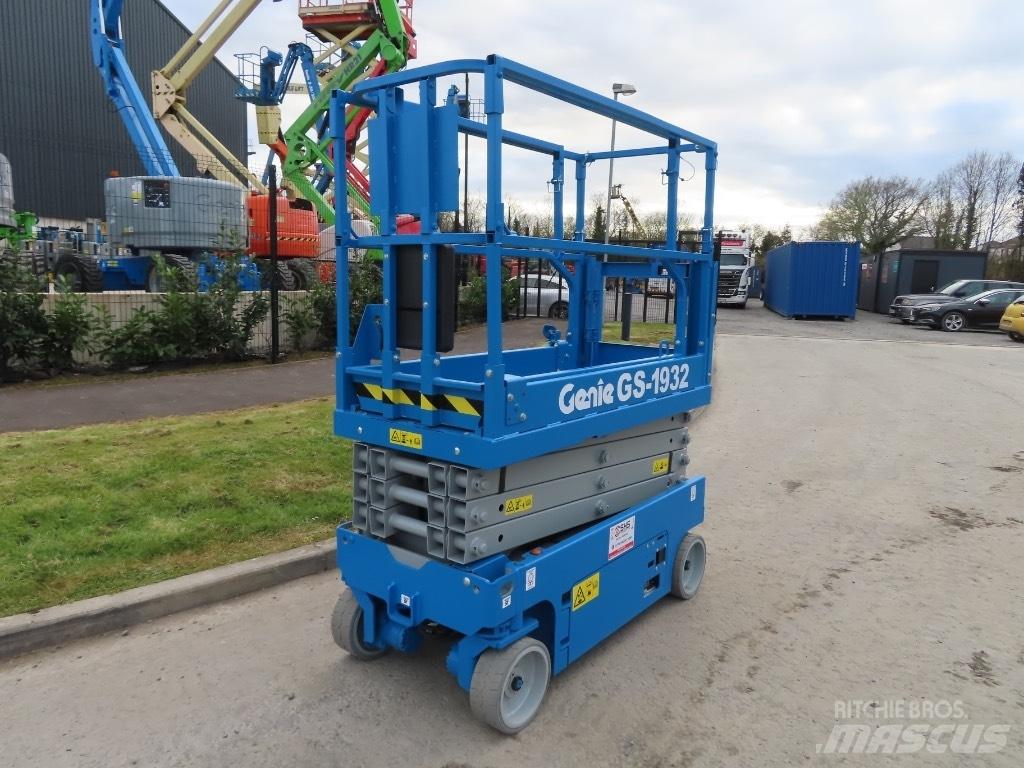 Genie GS 1932 Ножничные подъемники