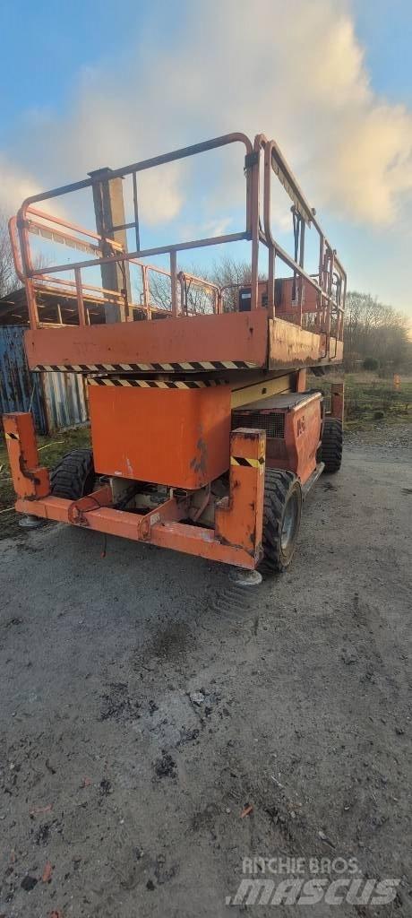 JLG 4394 RT Ножничные подъемники