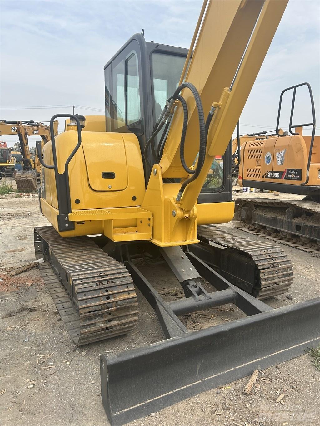 Komatsu PC 56 Мини-экскаваторы