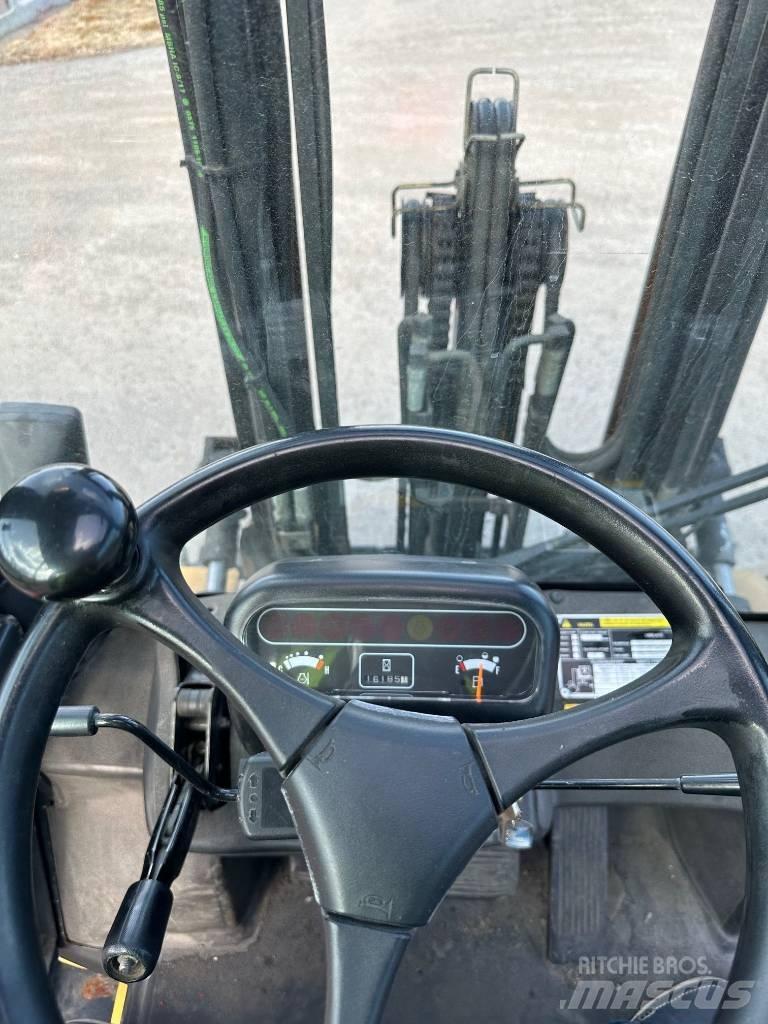 CAT DP 25 K Дизельные погрузчики