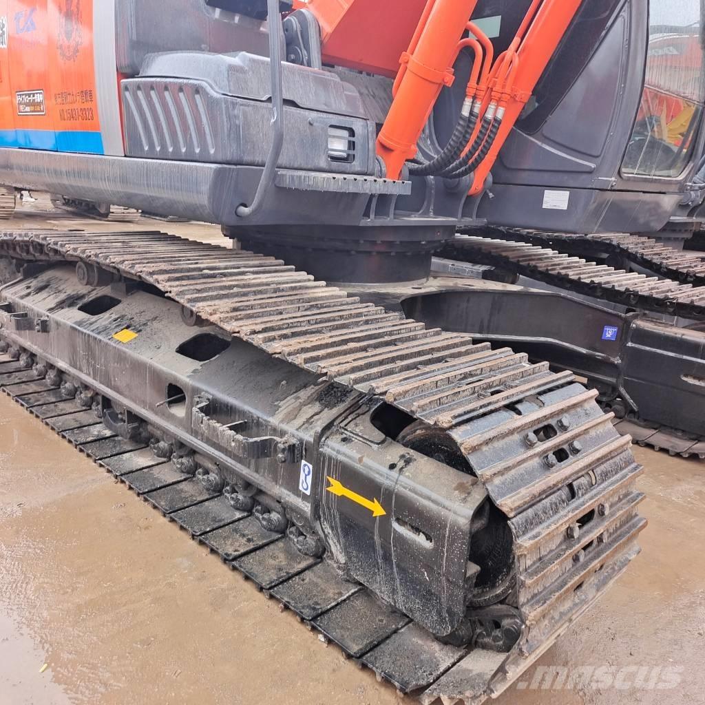 Hitachi Zaxis 200 -3G Гусеничные экскаваторы